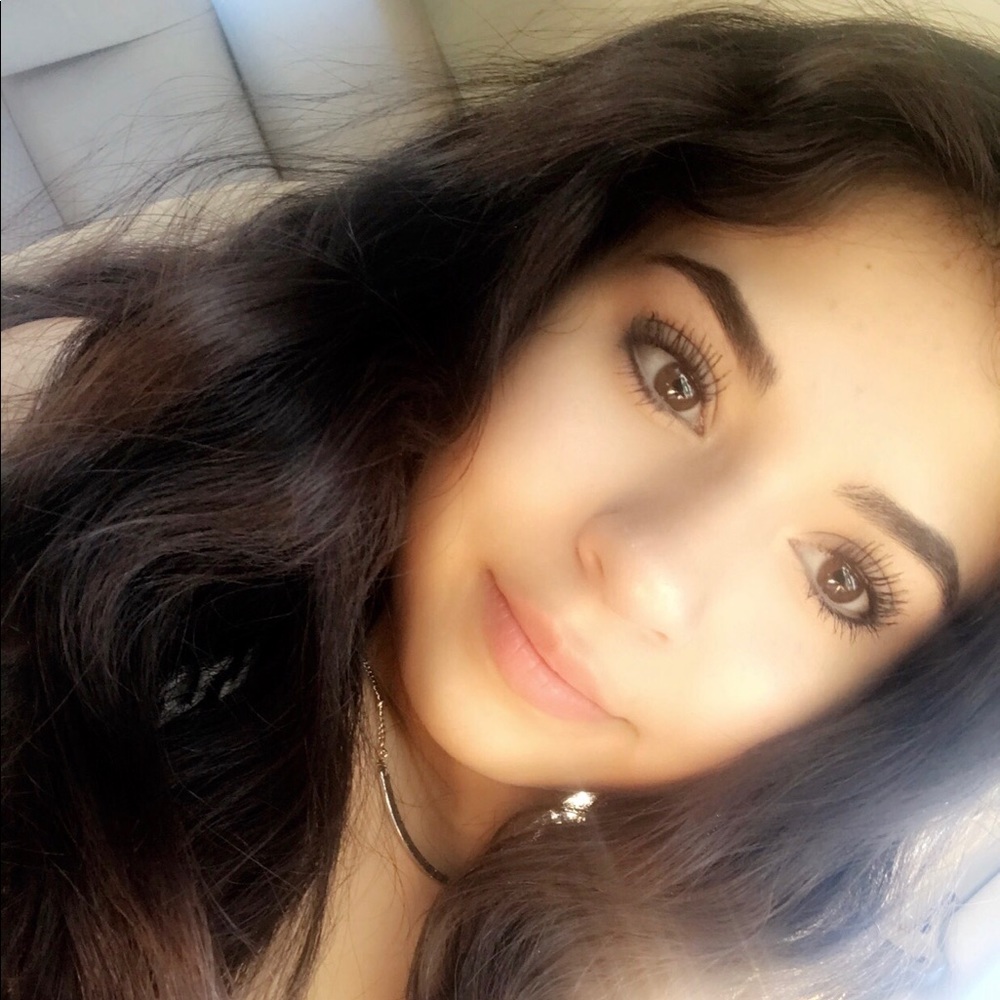 Meet your Posher, Alexa